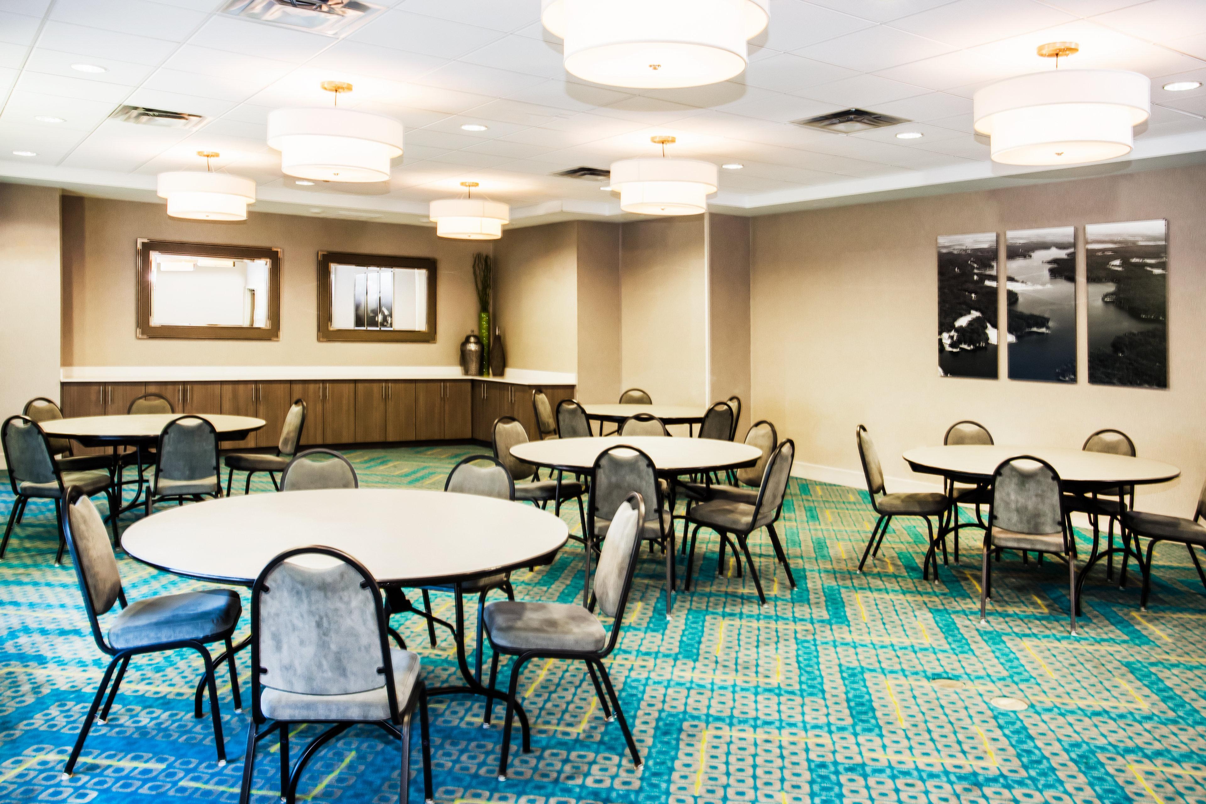 Holiday Inn Express & Suites Litchfield By Ihg Buitenkant foto