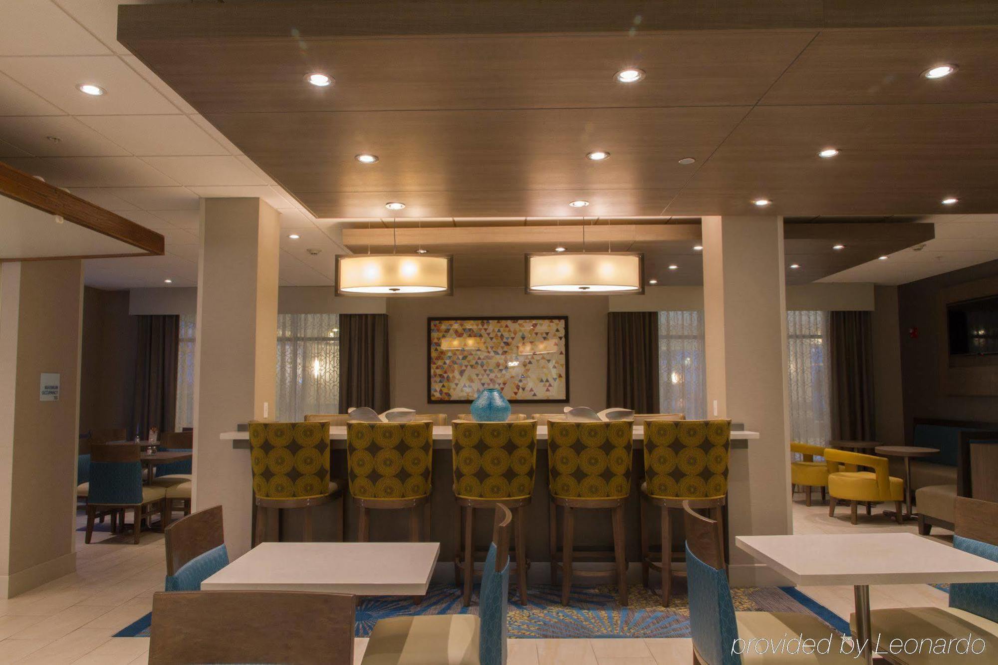 Holiday Inn Express & Suites Litchfield By Ihg Buitenkant foto