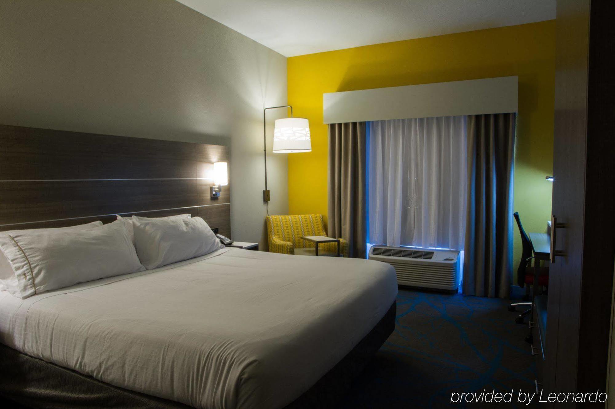 Holiday Inn Express & Suites Litchfield By Ihg Buitenkant foto