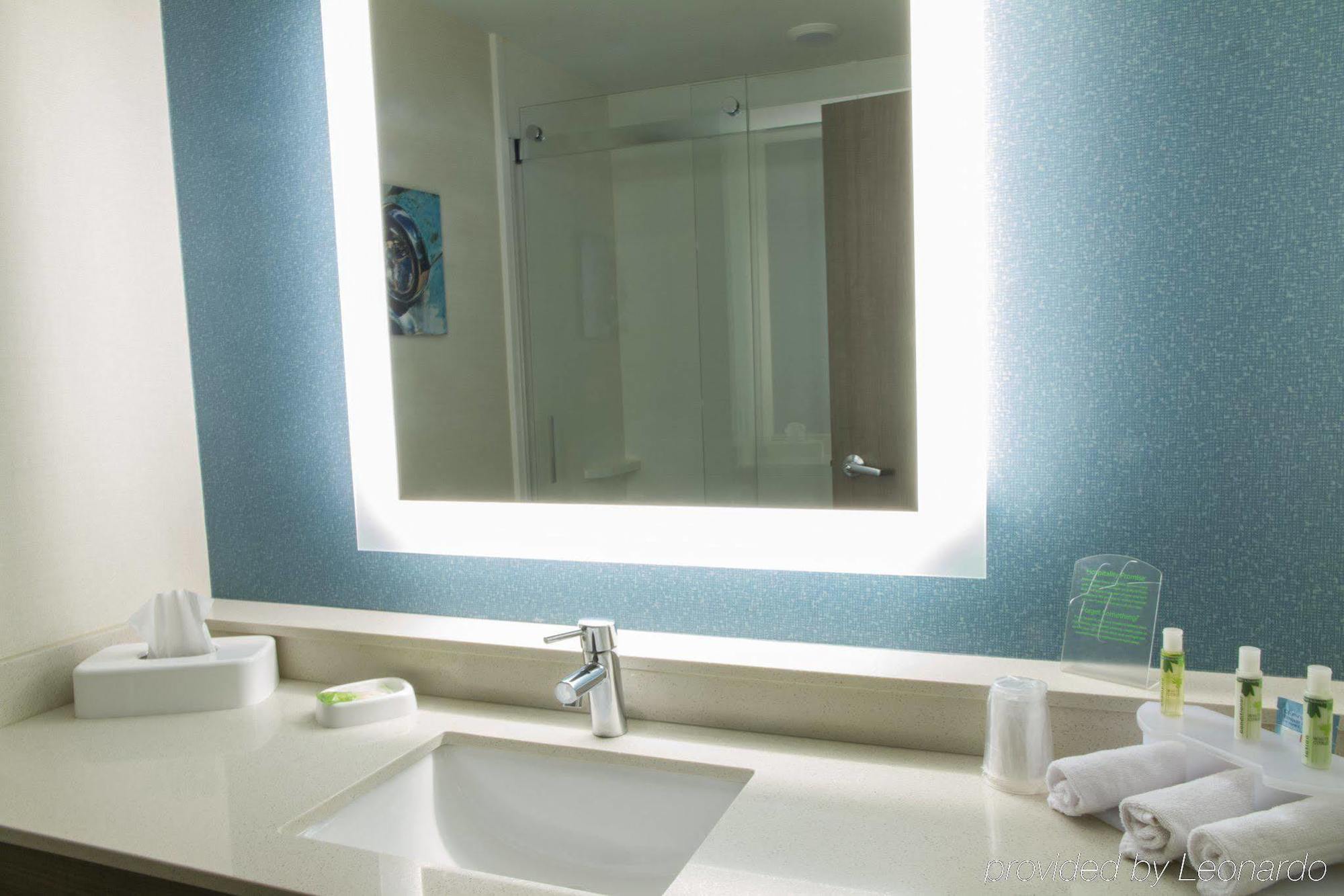 Holiday Inn Express & Suites Litchfield By Ihg Buitenkant foto