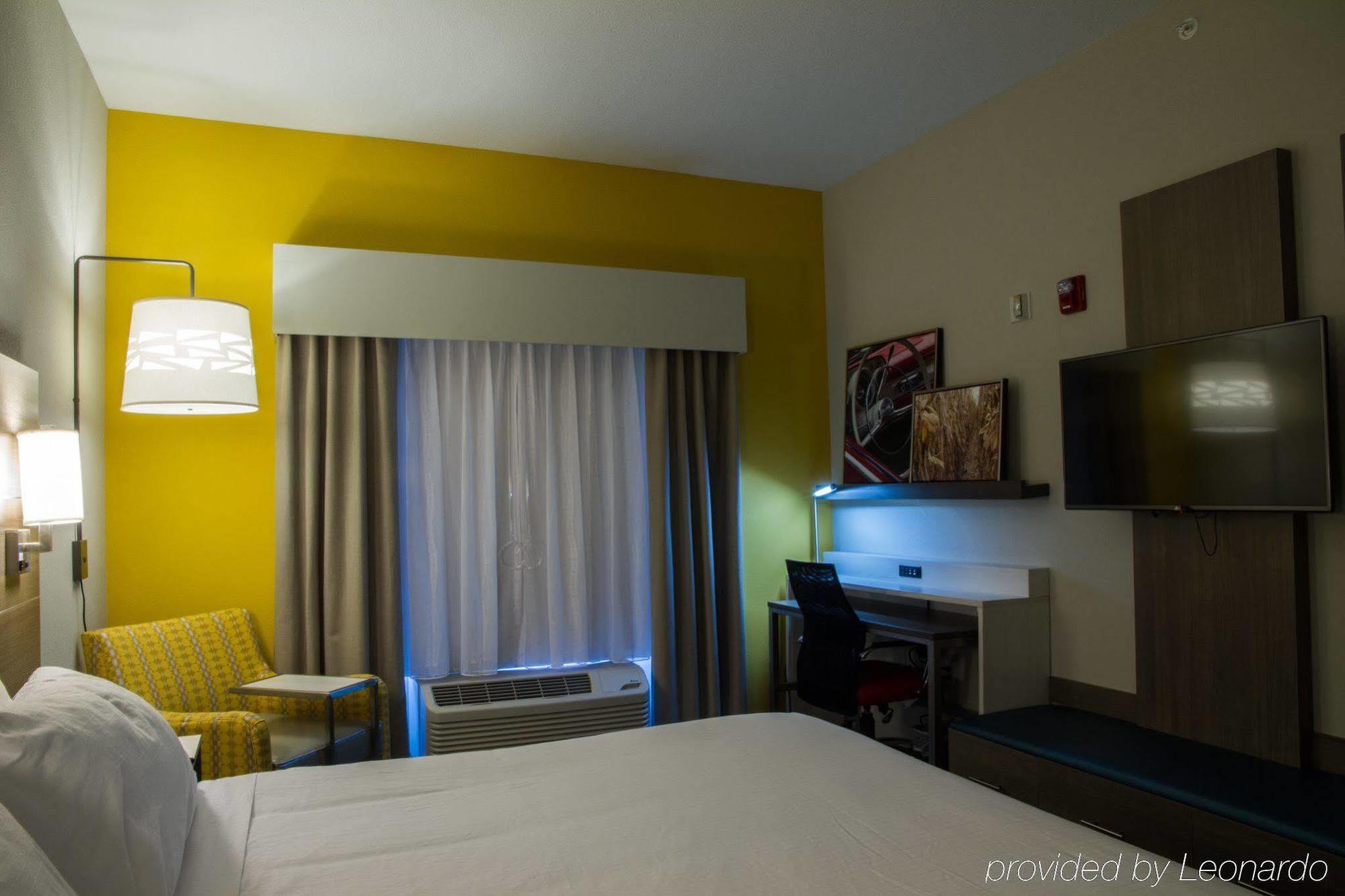 Holiday Inn Express & Suites Litchfield By Ihg Buitenkant foto