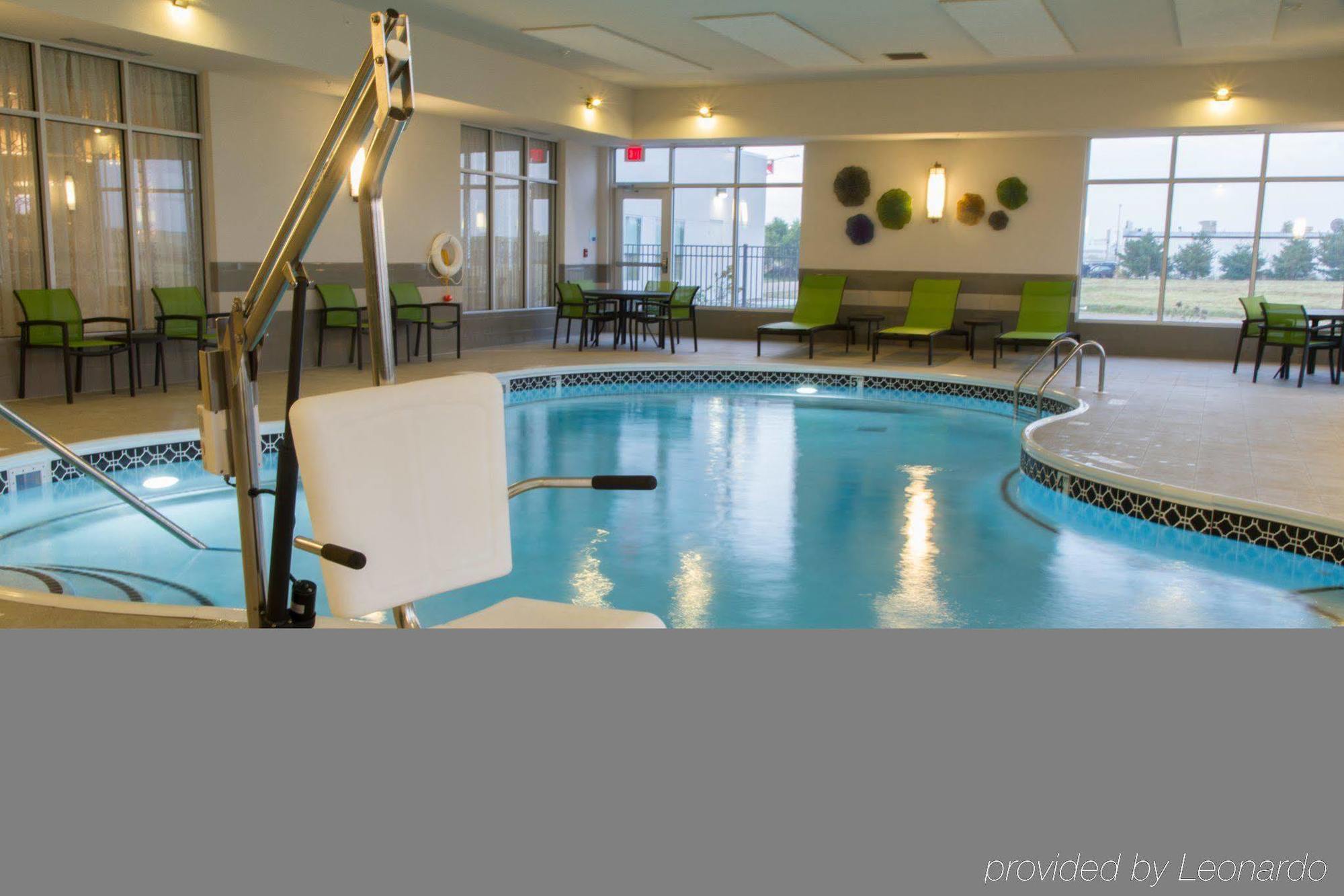 Holiday Inn Express & Suites Litchfield By Ihg Buitenkant foto