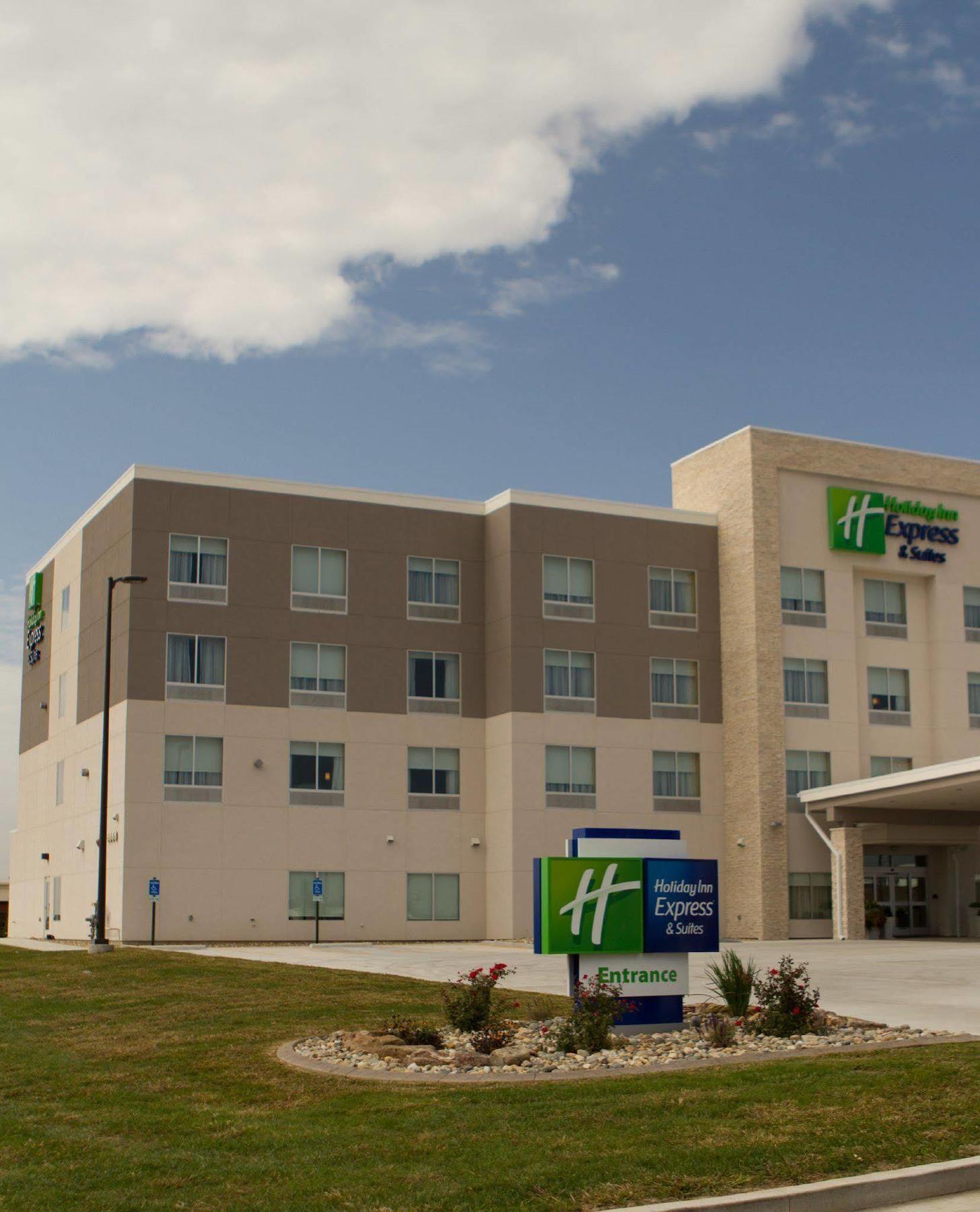 Holiday Inn Express & Suites Litchfield By Ihg Buitenkant foto